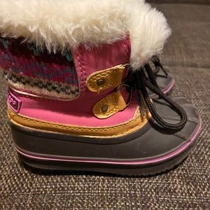 London Fog baby winter boots